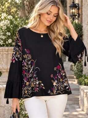 Chico’s Black Floral Embroidered Bell Sleeve Boho Blouse Large Cottagecore